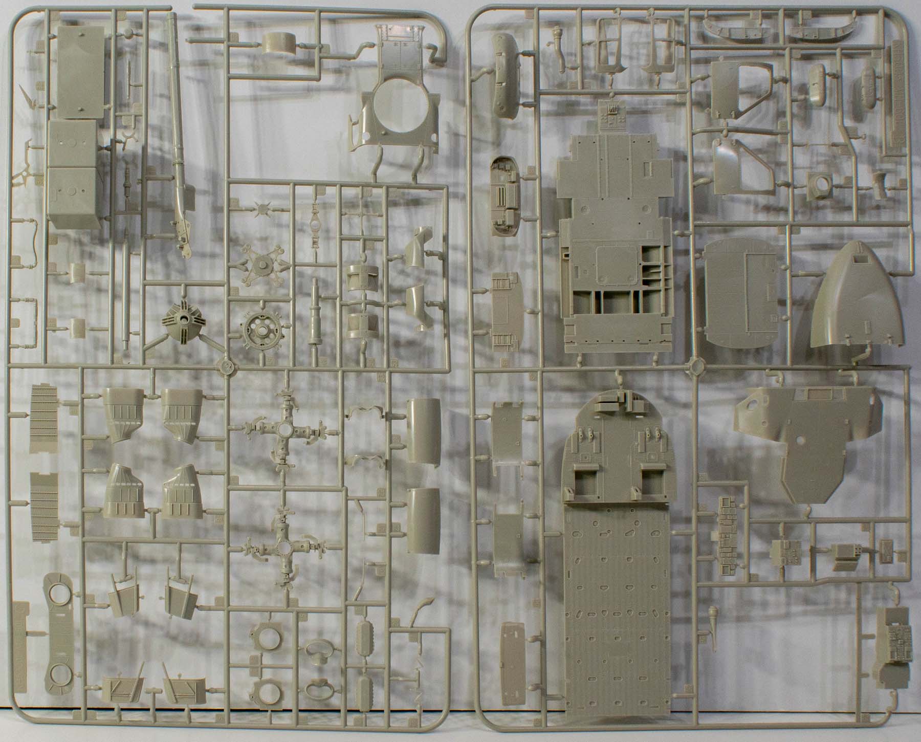 Kitty Hawk Models 50015 1/35 MH-60S Knight Hawk Review Image 02