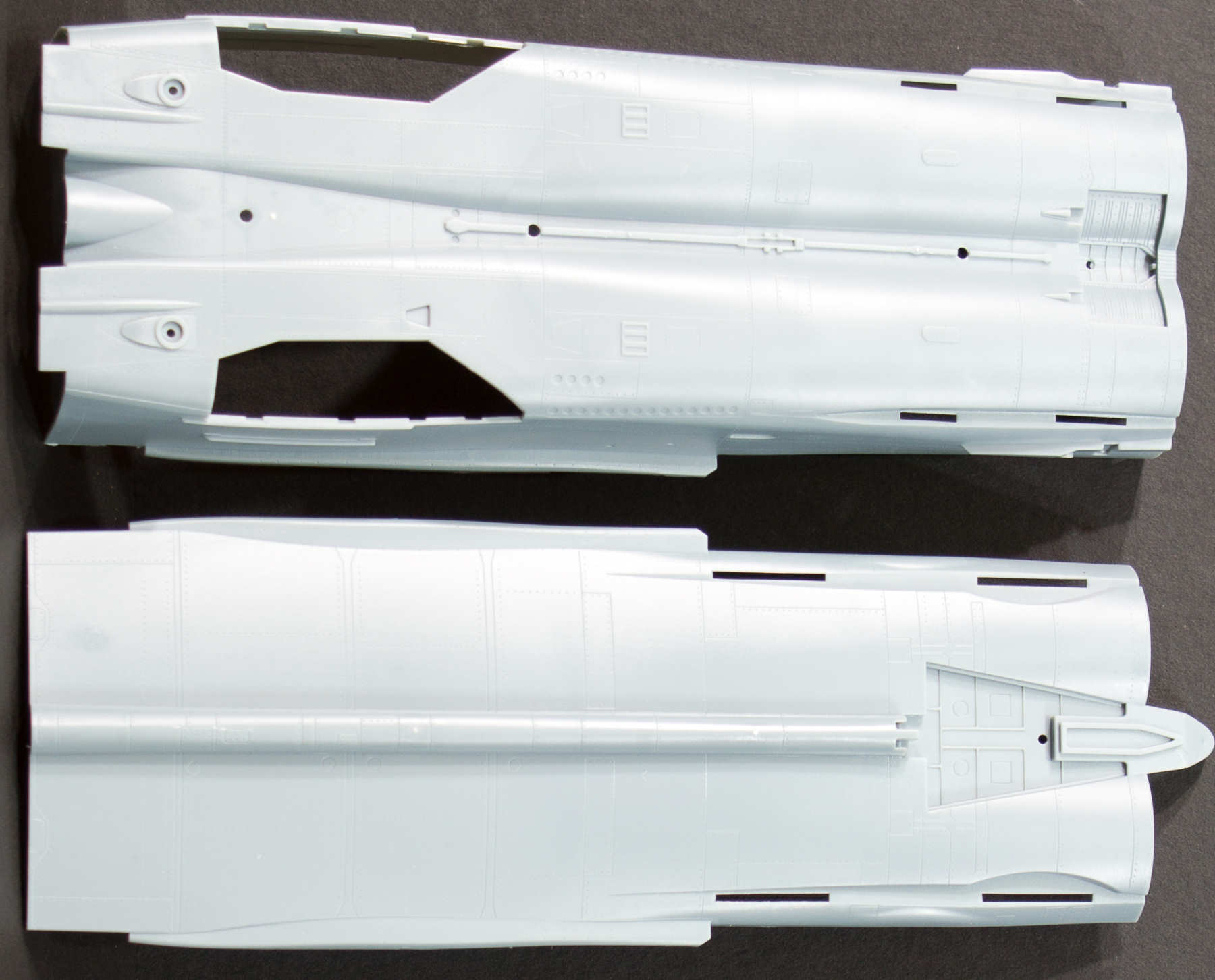 Kitty Hawk Models 80119 1/48 MiG-25PD/PDS Foxbat E First-Look Image 01