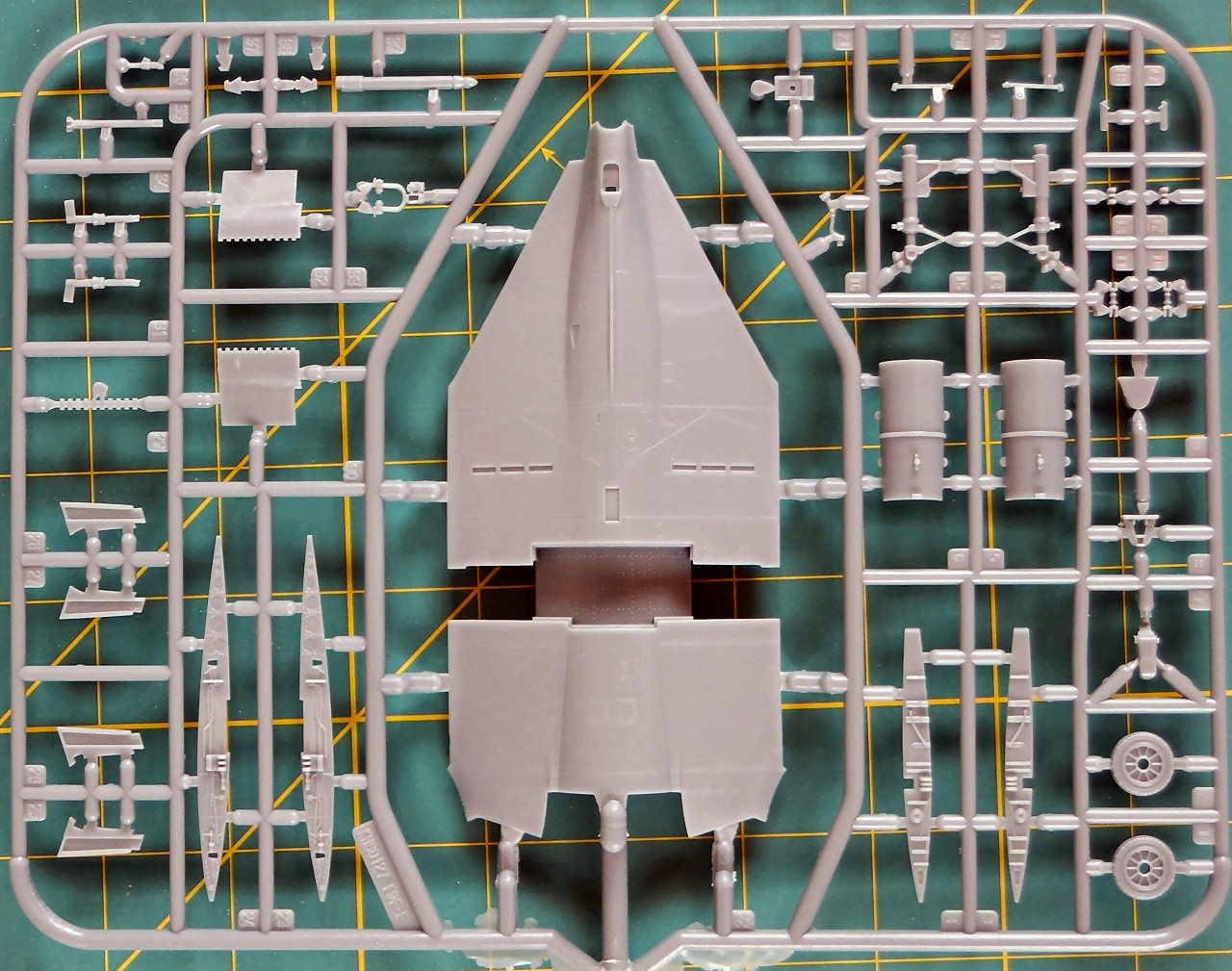 Kitty Hawk Models 80129 1/48 TF-9J Cougar Review Image 02