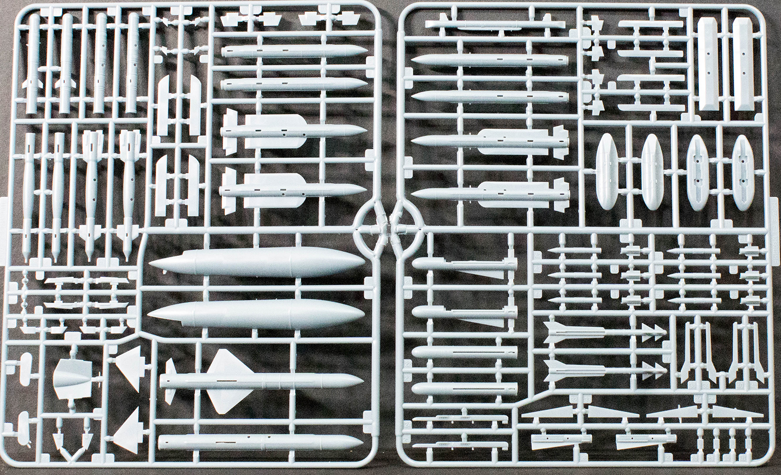Kitty Hawk Models 80138 1/48 Super Etendard Review Image 04