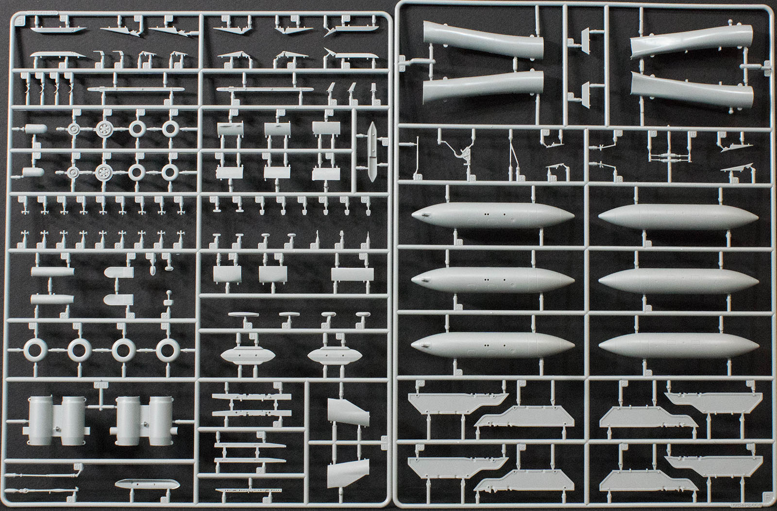 Kinetic 48030 1/48 F/A-18 Hornet Parts Image 05