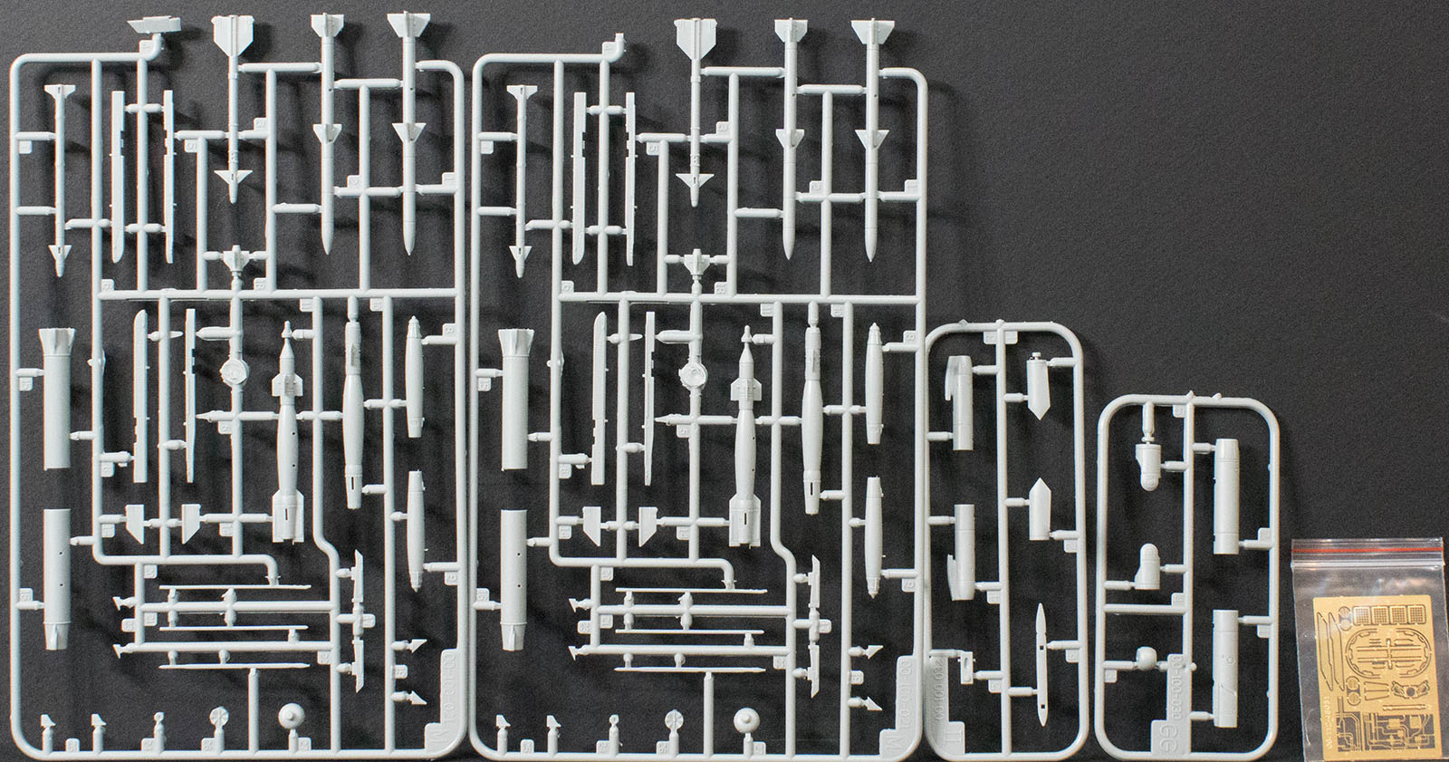 Kinetic 48030 1/48 F/A-18 Hornet Parts Image 06