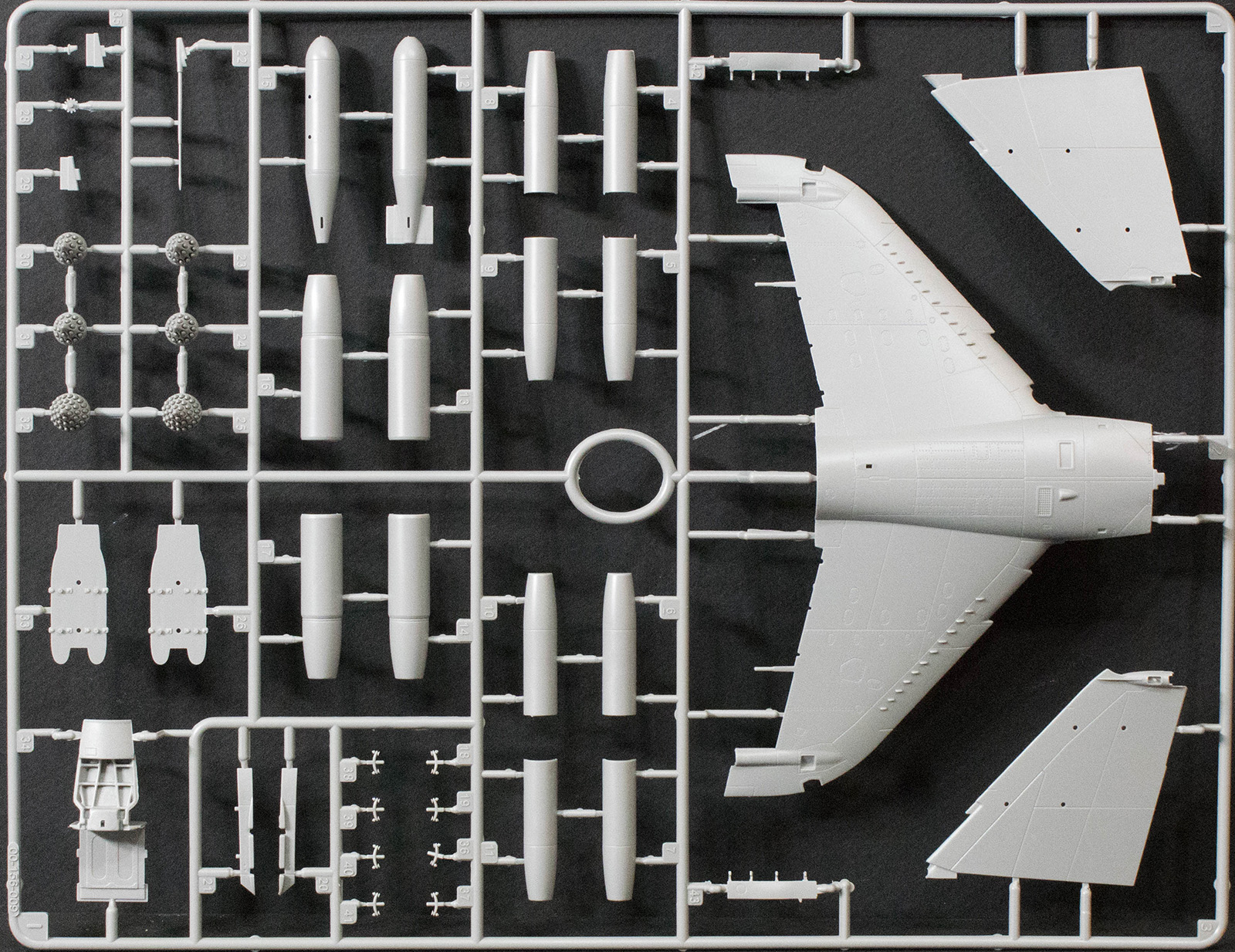 Kinetic 48040 1/48 T-Series Harrier Parts Image 02
