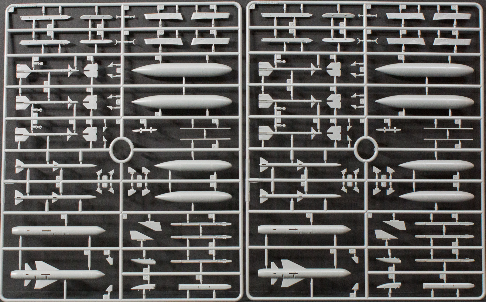 Kinetic 48041 1/48 Sea Harrier FA.2 Parts Image 04