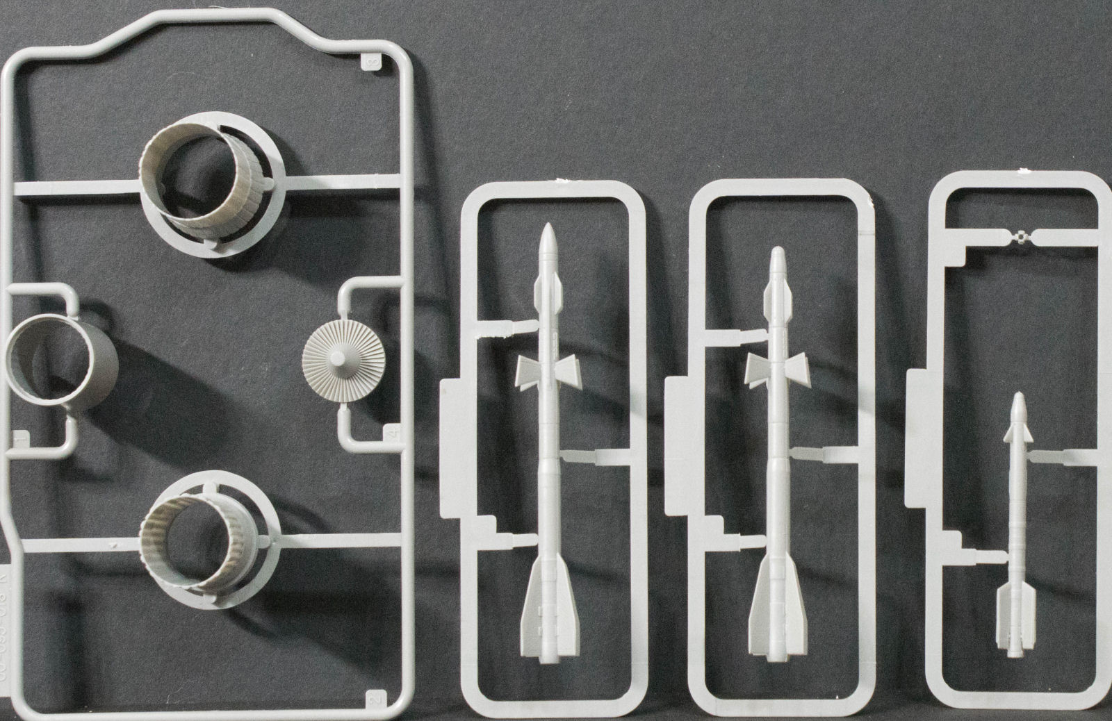 Kinetic 48062 1/48 Su-33 Flanker D Parts Image 05