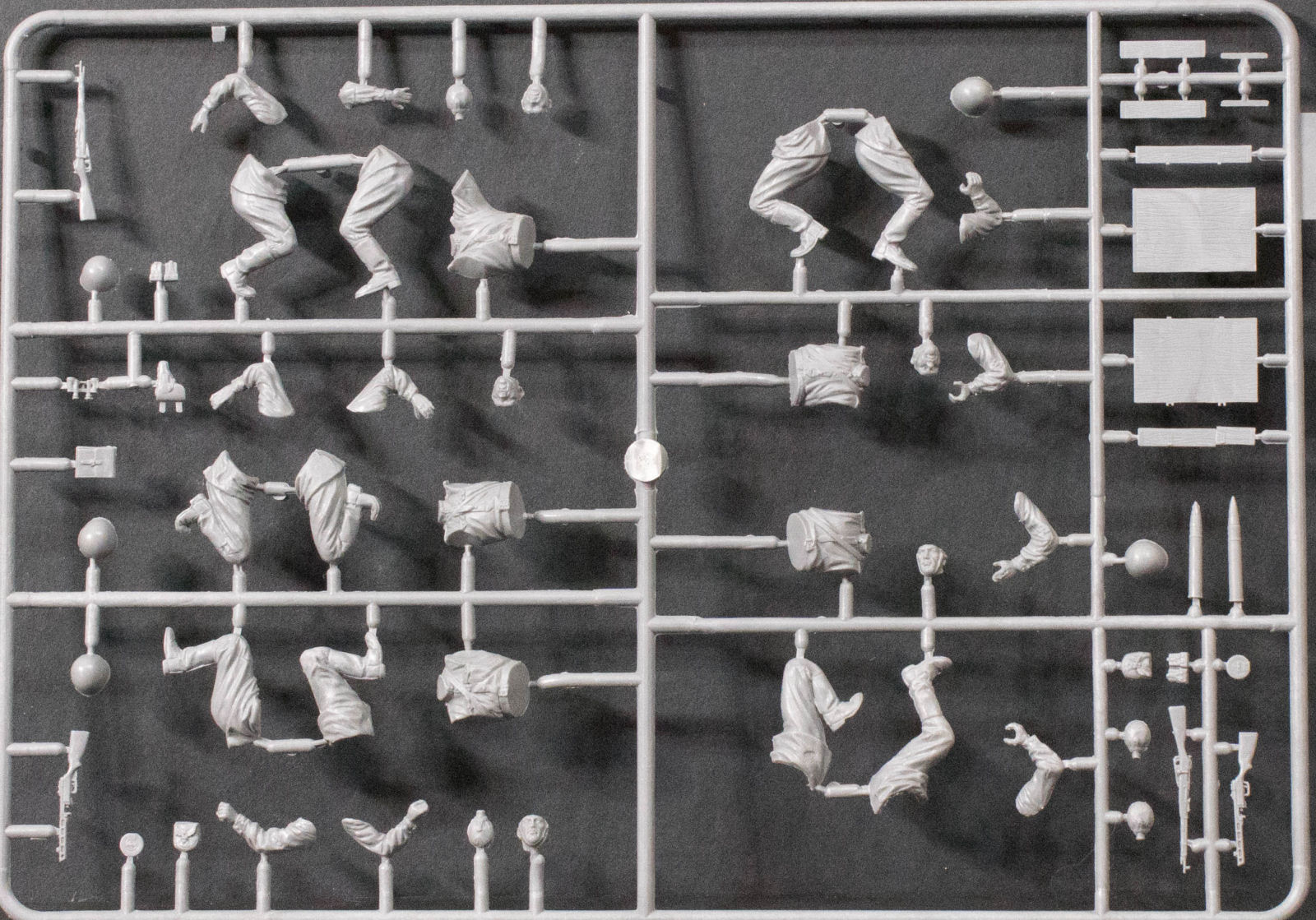 MiniArt 35129 1/35 USV-BR 76mm Gun Mod.1941 w/Limber and Crew Parts Image 03