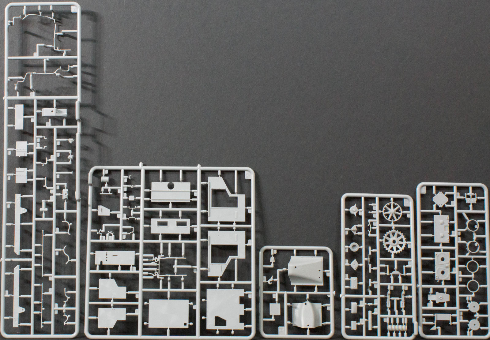MiniArt 35188 1/35 US Armoured Bulldozer Parts Image 03