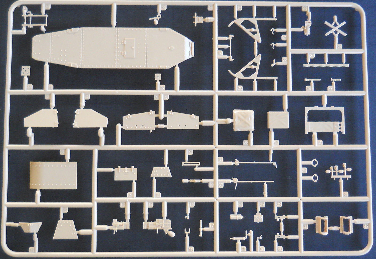 Meng TS011 1/35 French FT-17 Rivet Turret First Look Image 06