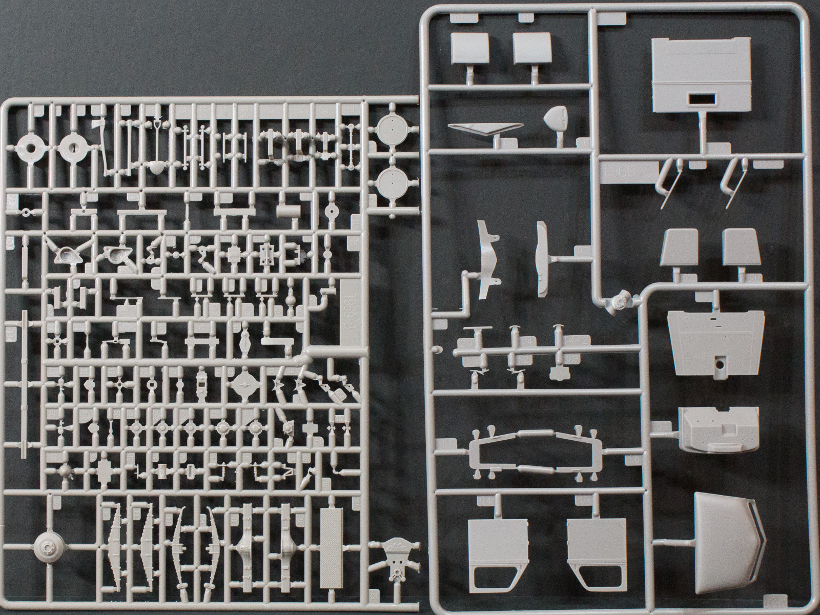 Mirror Models Ltd. 35802 1/35 US Diamond T 969A Wrecker Kit First Image 03