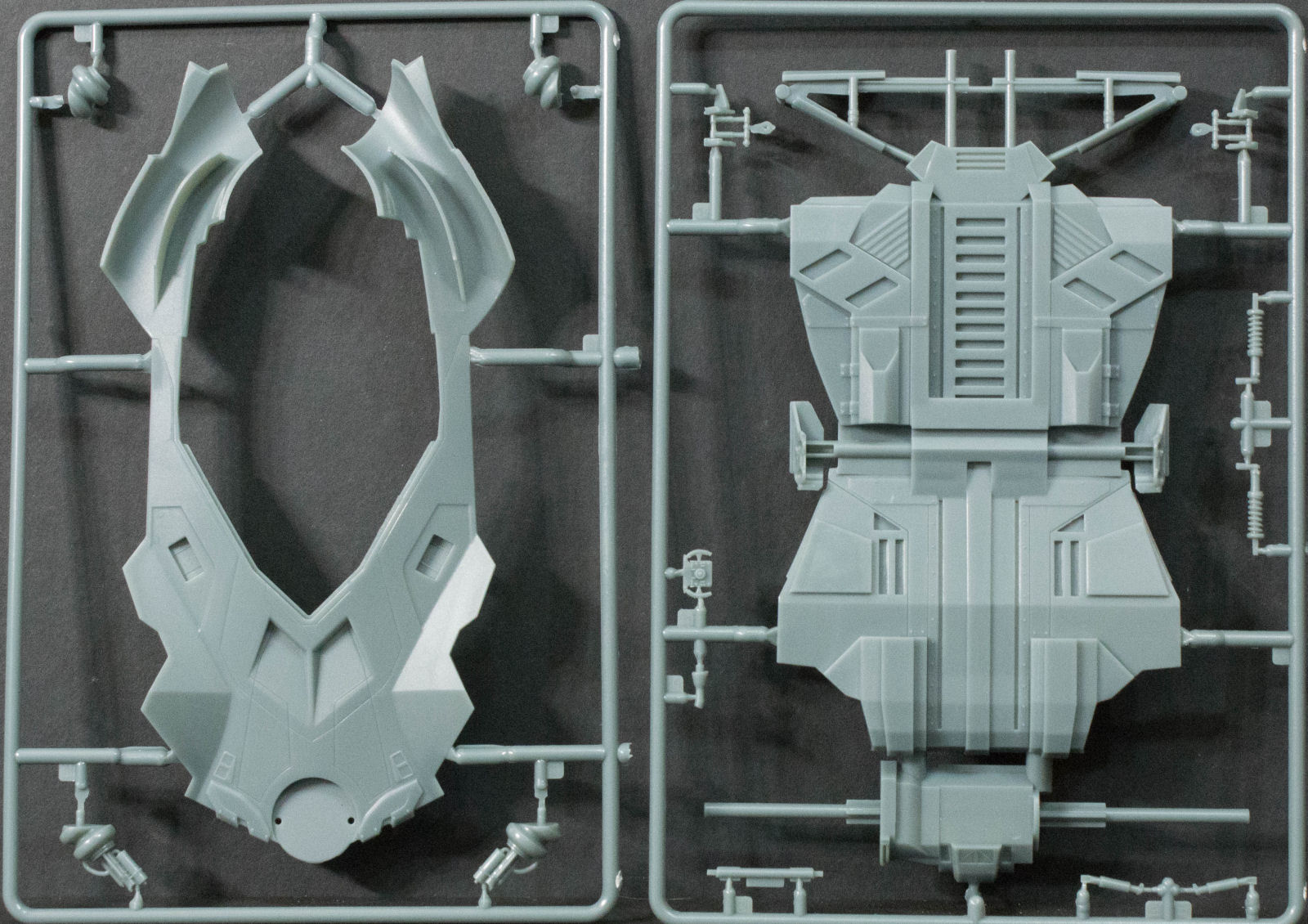 Moebius Models 964 1/25 Batmobile (Batman vs Superman) First Look Parts Image 01