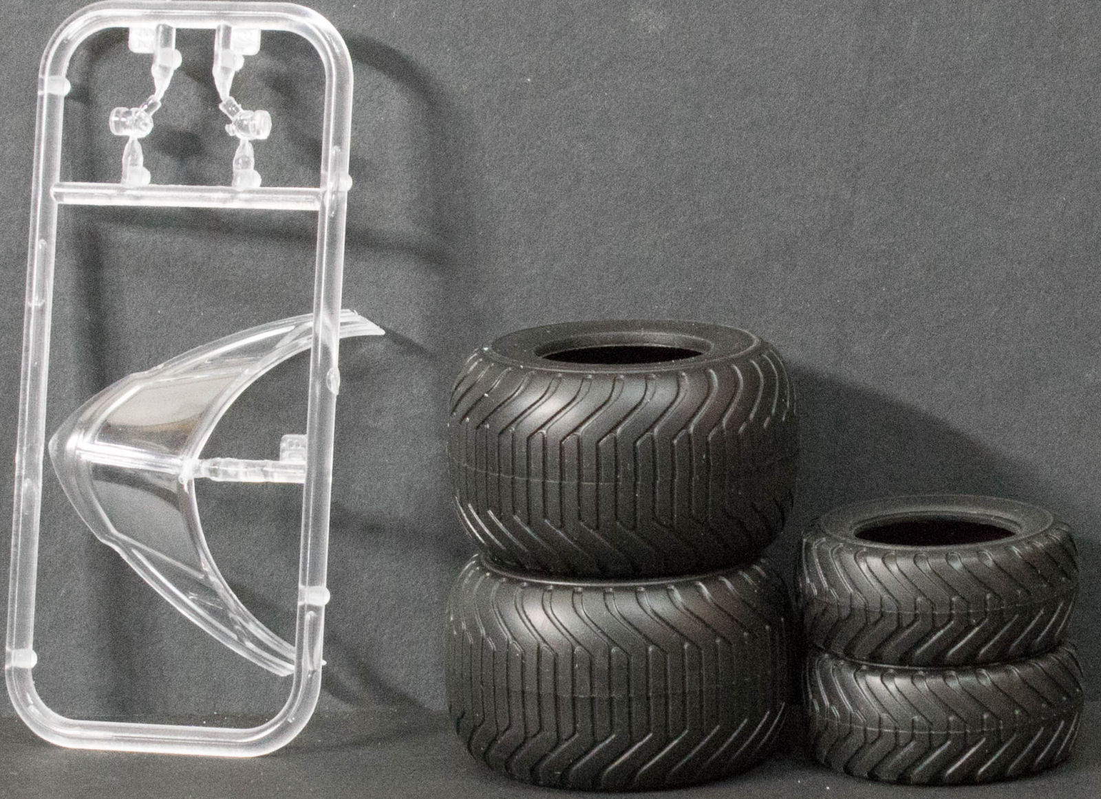 Moebius Models 964 1/25 Batmobile (Batman vs Superman) First Look Parts Image 05