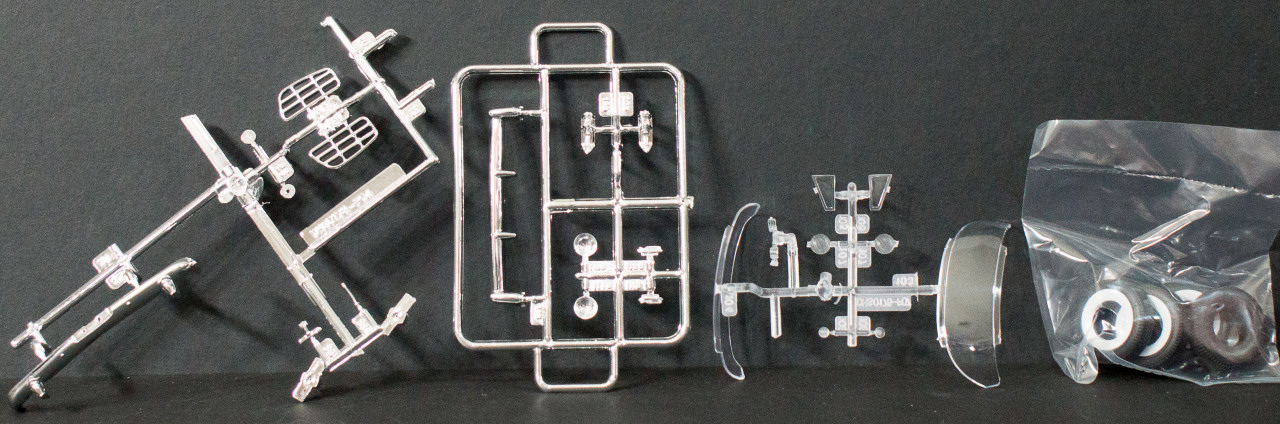 Moebius Models 1207 1/25 1956 Chrysler 300B First Look Parts Image 05