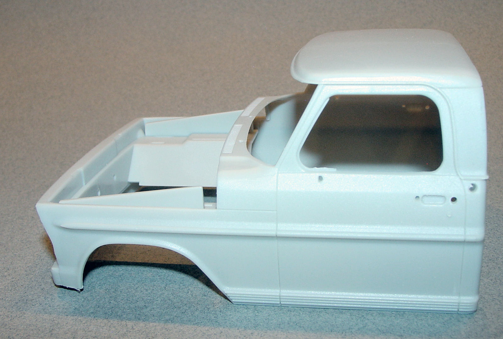 Moebius Models 1208 1/25 1971 Ford Ranger Pickup First Look Parts Image 01