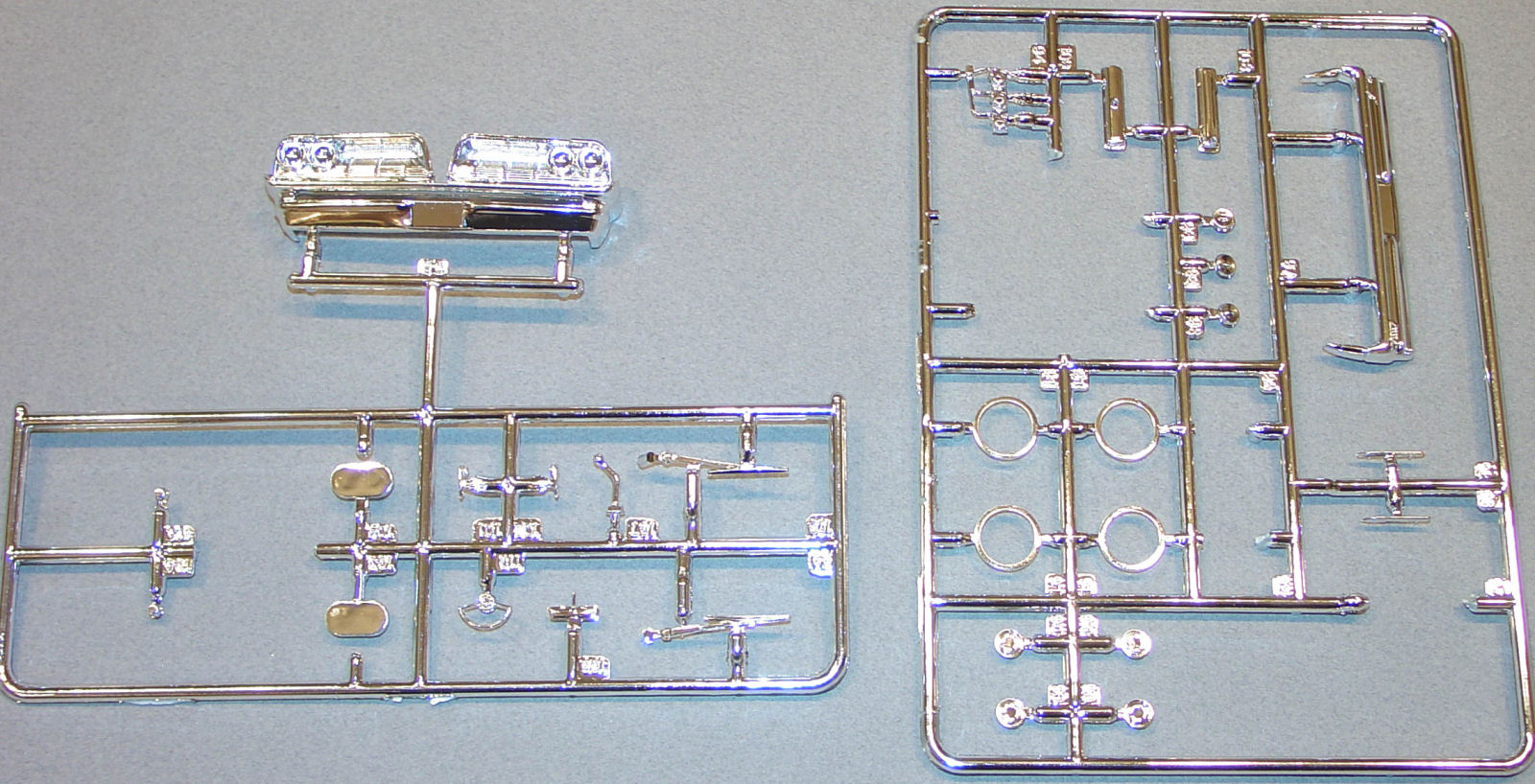 Moebius Models 1211 1/25 1961 Pontiac Ventura First Look Parts Image 06
