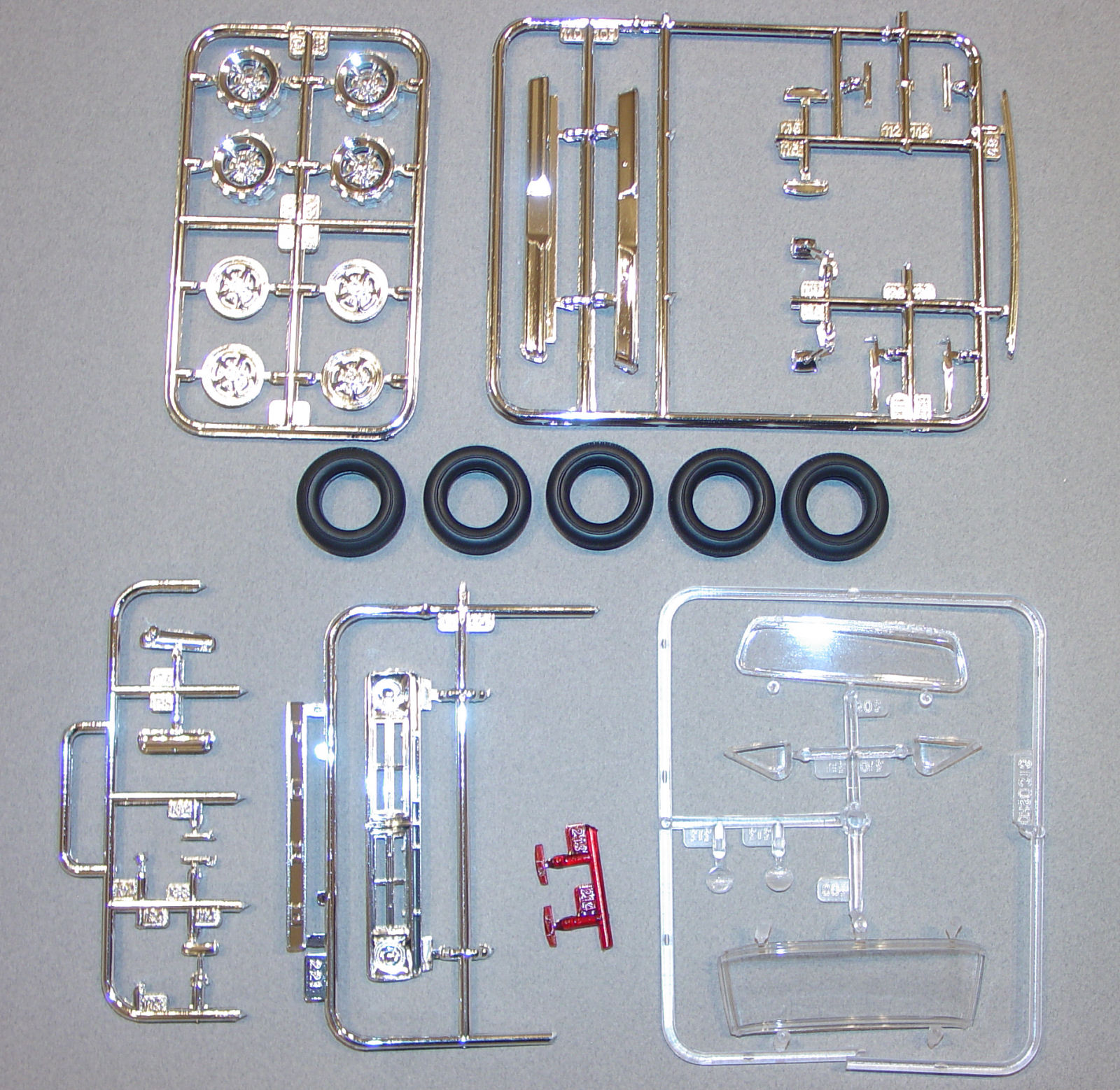 Moebius Models 1220 1/25 1972 Ford Sport Custom Pickup First Look Parts Image 03