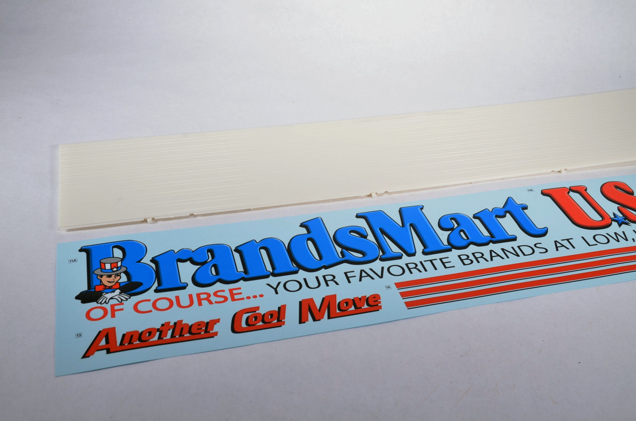 Moebius Models 1302 1/25 53 Foot Trailer First Look Parts Image 06