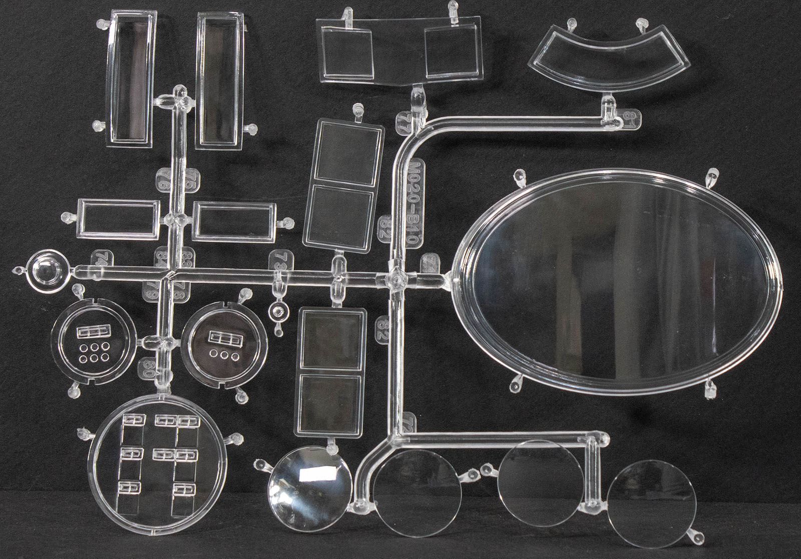 Moebius Models 2001-4 1/8 EVA Pod - 2001: a space odyssey First Look Parts Image 08