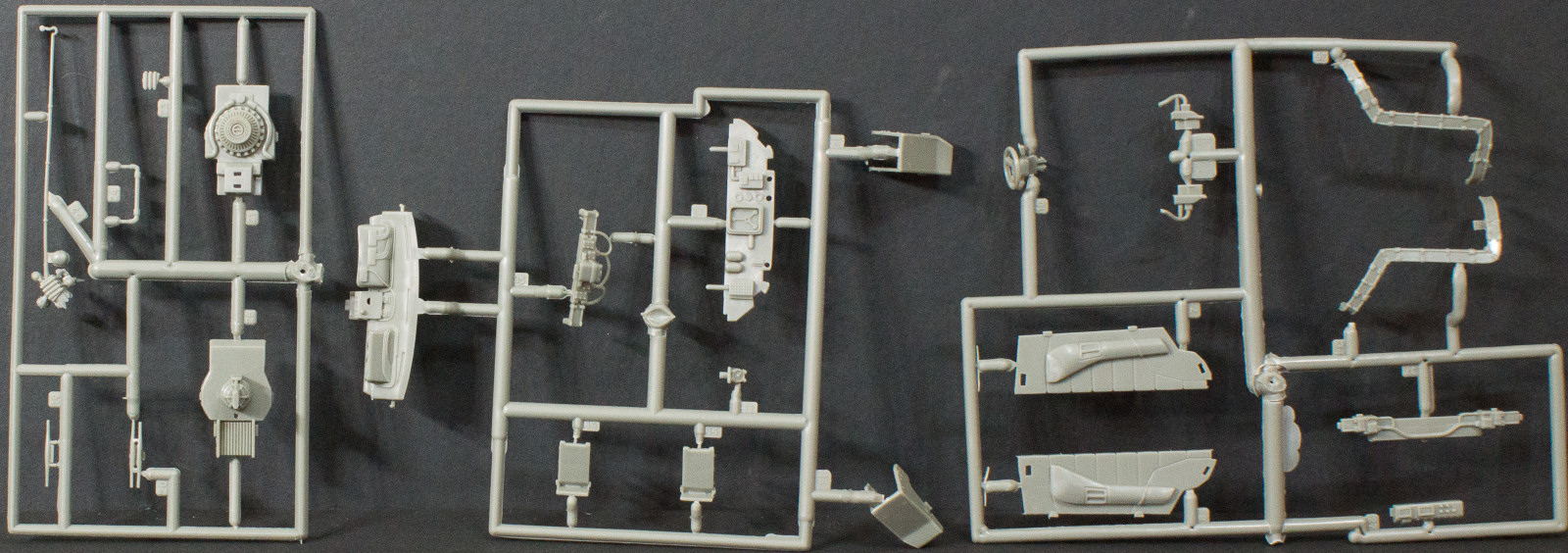 Polar Lights 0932 1/25 Back to the Future III Time Machine Mark IV Parts Image 02
