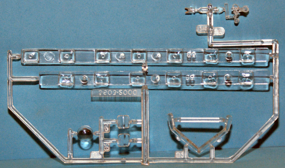 Revell 5615 1/48 AC-47 Vietnam Gunship Kit Image 05