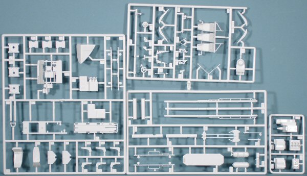 Revell 4481 1/32 Eurocopter EC145 'ADAC' Kit First Look Image 04