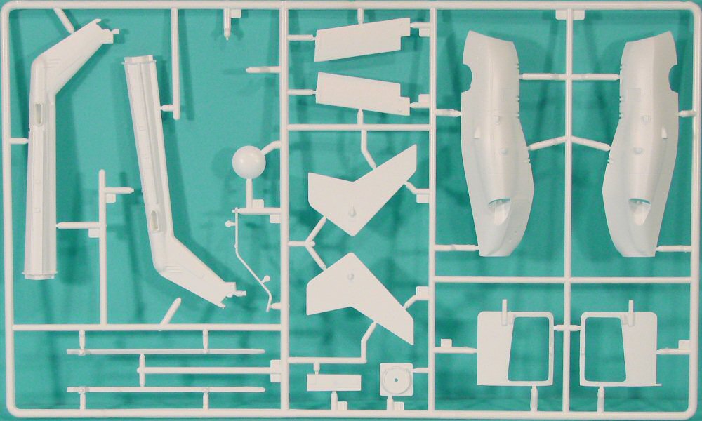 Revell 4492 1/32 Eurocopter EC145 'REGA' Kit First Look Image 02