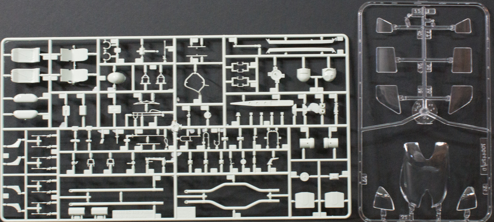 Revell 05724 1/32 EC135 'Flying Bulls' Kit Image 04