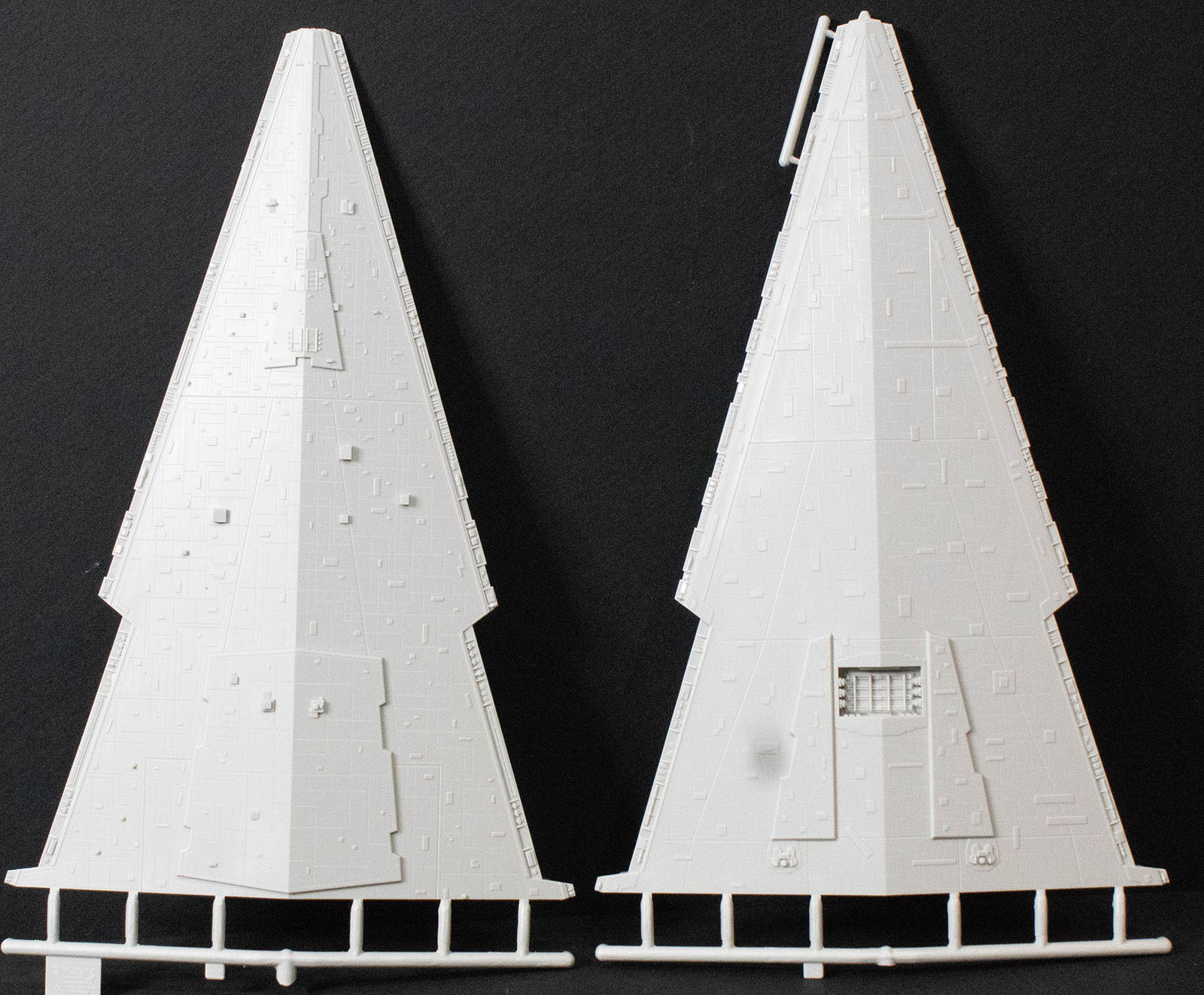 Revell 6459 1/2700 Imperial Star Destroyer Kit First Look Image 02