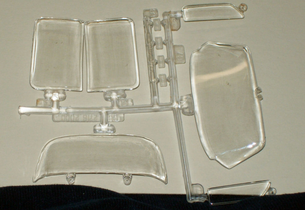 Revell 85-4927 1/24 1978 Pontiac Firebird Kit Image 08