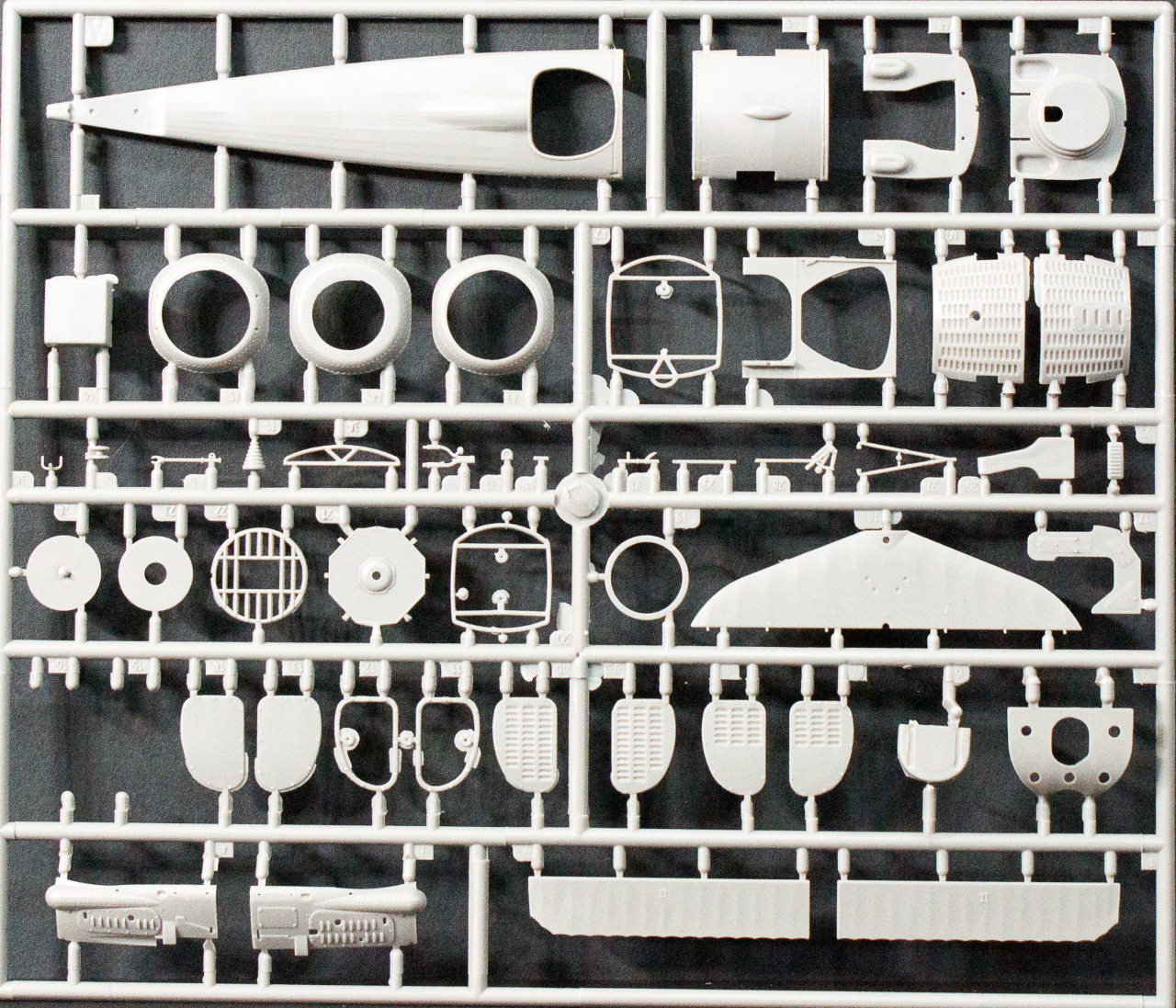 Roden 0617 1/32 Spad VIIc.1 w/Russian Skies Parts Image 02