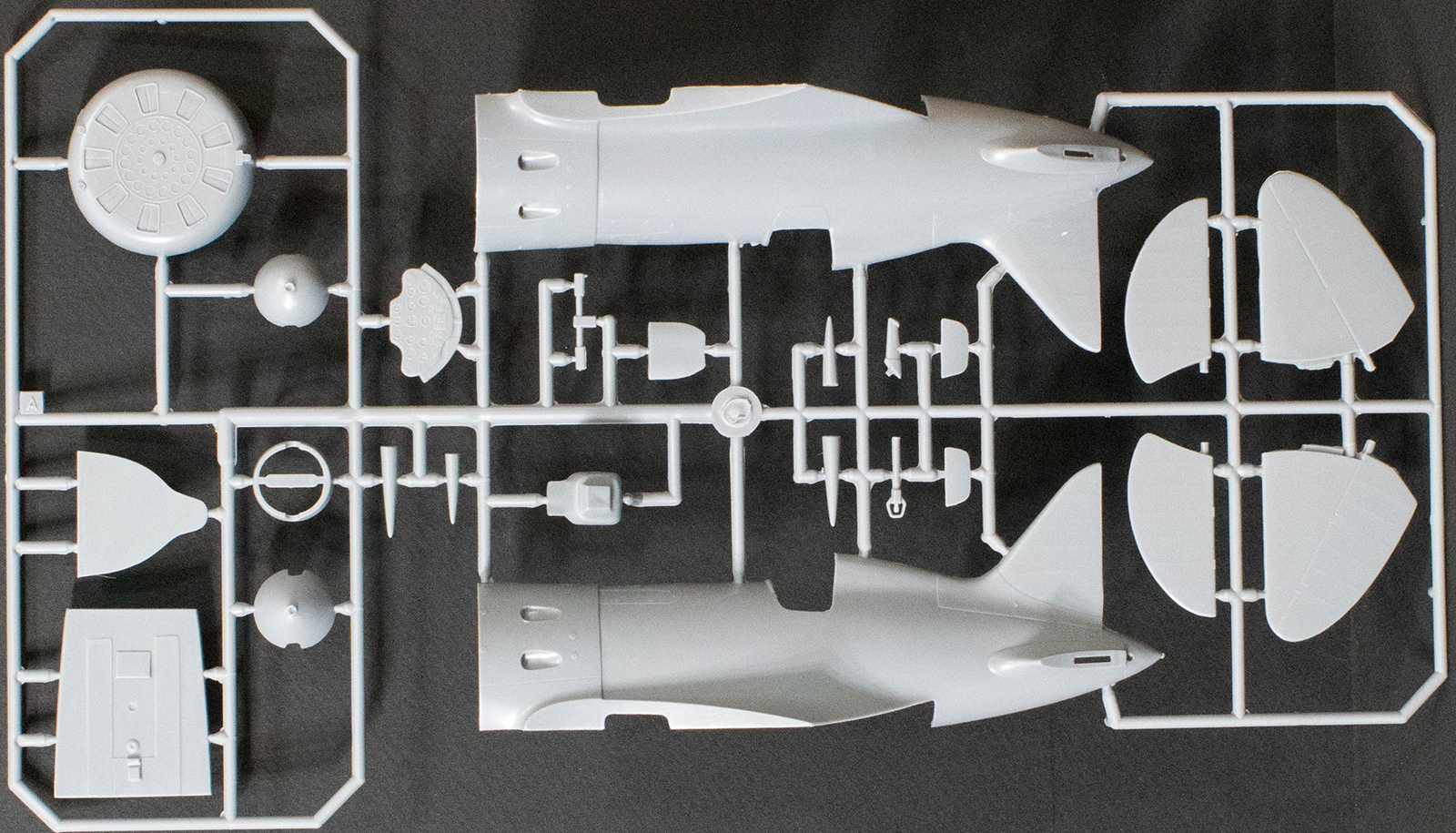 Azur A046 1/32 I-16 Type 10 First Look Image 01