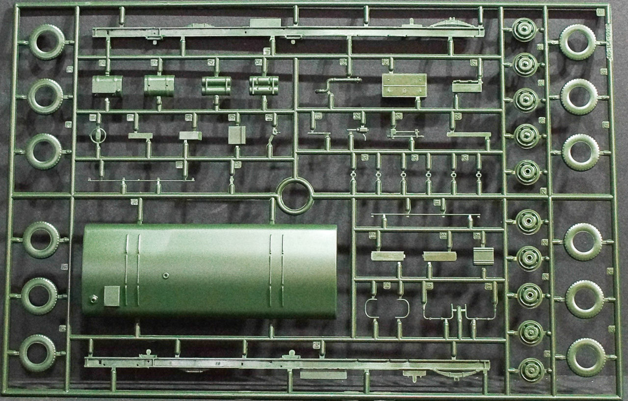 Skunkmodels 1/48 R-11 US/NATO Fuel Tanker Parts Image 03