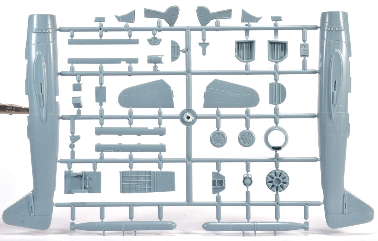 Sword 72069 1/72 Aichi B7A2 Ryusei (Grace) Kit Review Image 01