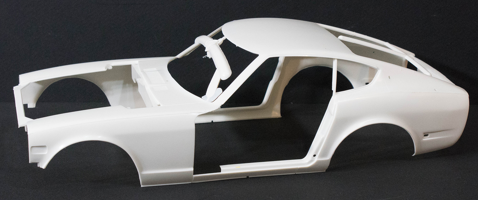Tamiya 12010 1/12 Datsun 240ZG Parts Image 01