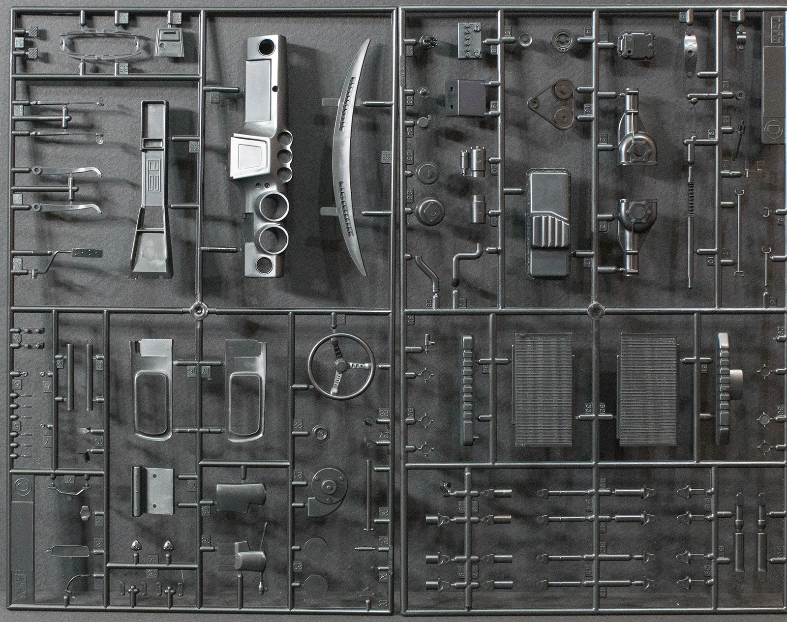 Tamiya 12010 1/12 Datsun 240ZG Parts Image 06