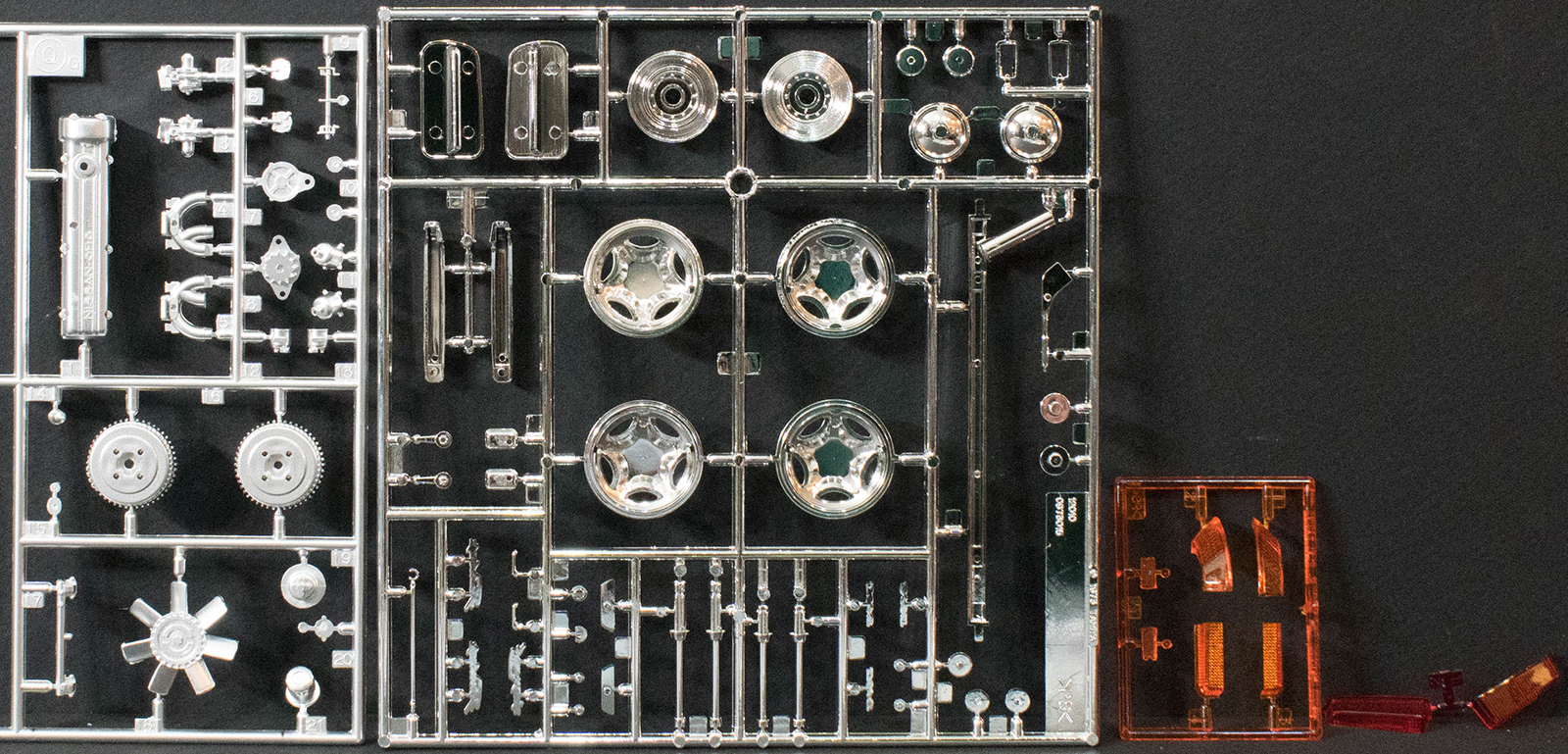 Tamiya 12010 1/12 Datsun 240ZG Parts Image 09