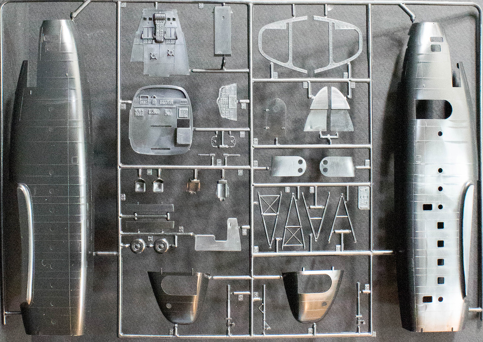 Testors 0678 1/72 AC-119K Stinger Gunship Kit Image 01