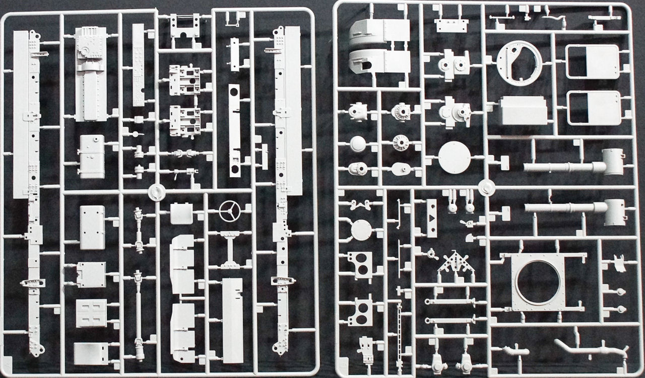 Trumpeter 01011 1/35 MK23 MTVR Cargo Truck First Look Image 02