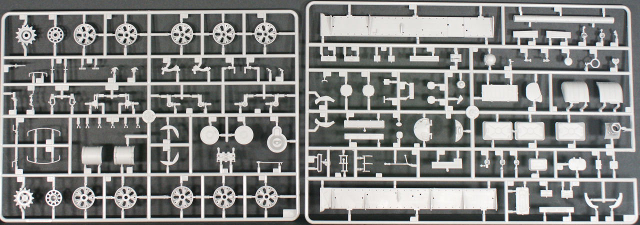 Trumpeter 01556 1/35 T-62 ERA Model 1972 First Look Image 02