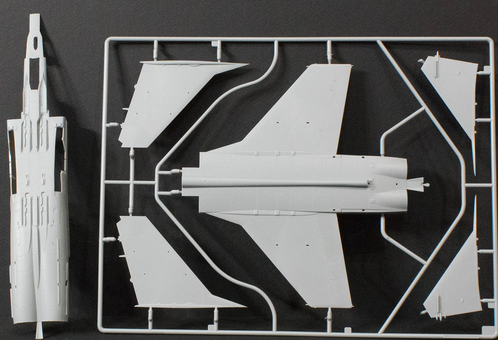 Trumpeter 01680 1/72 MiG-31B/BM Foxhound First Look Image 01
