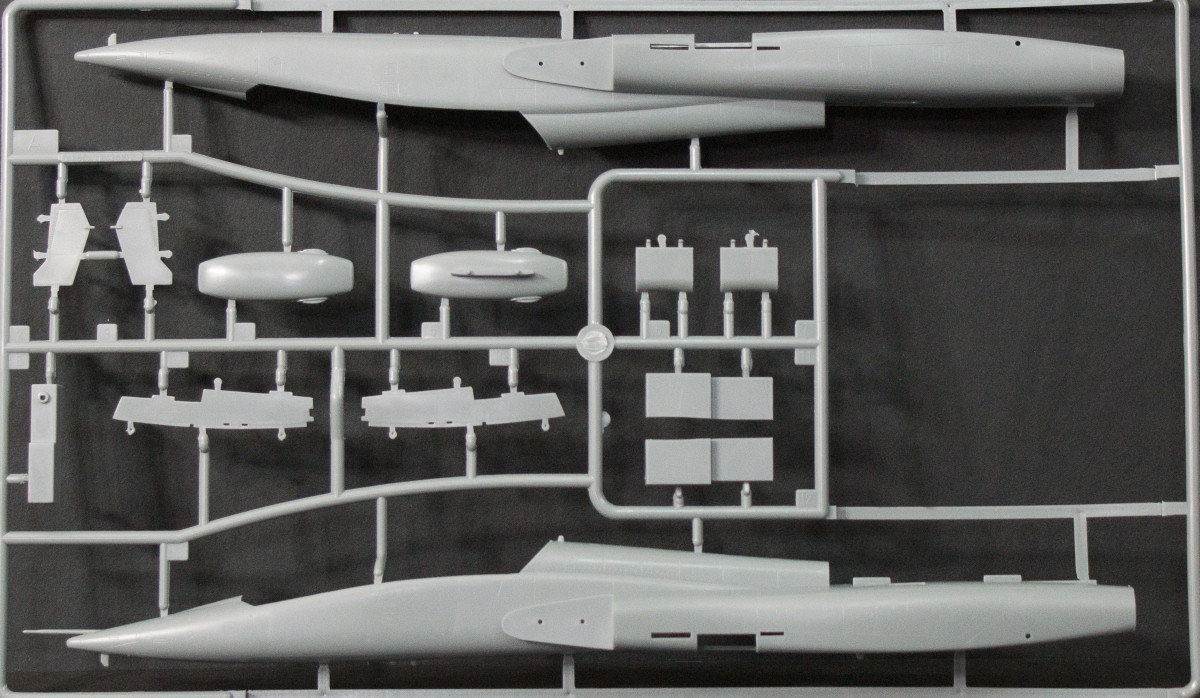 Trumpeter 02852 1/48 T-38A Talon First Look Image 01