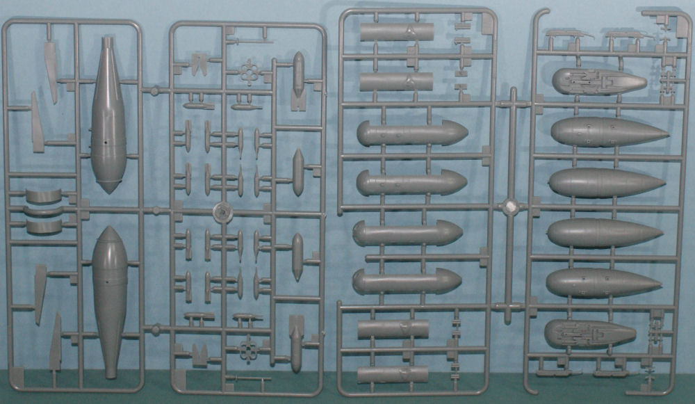 Trumpeter 03214 1/32 Junkers Ju 87B-2 Stuka Parts Image 04