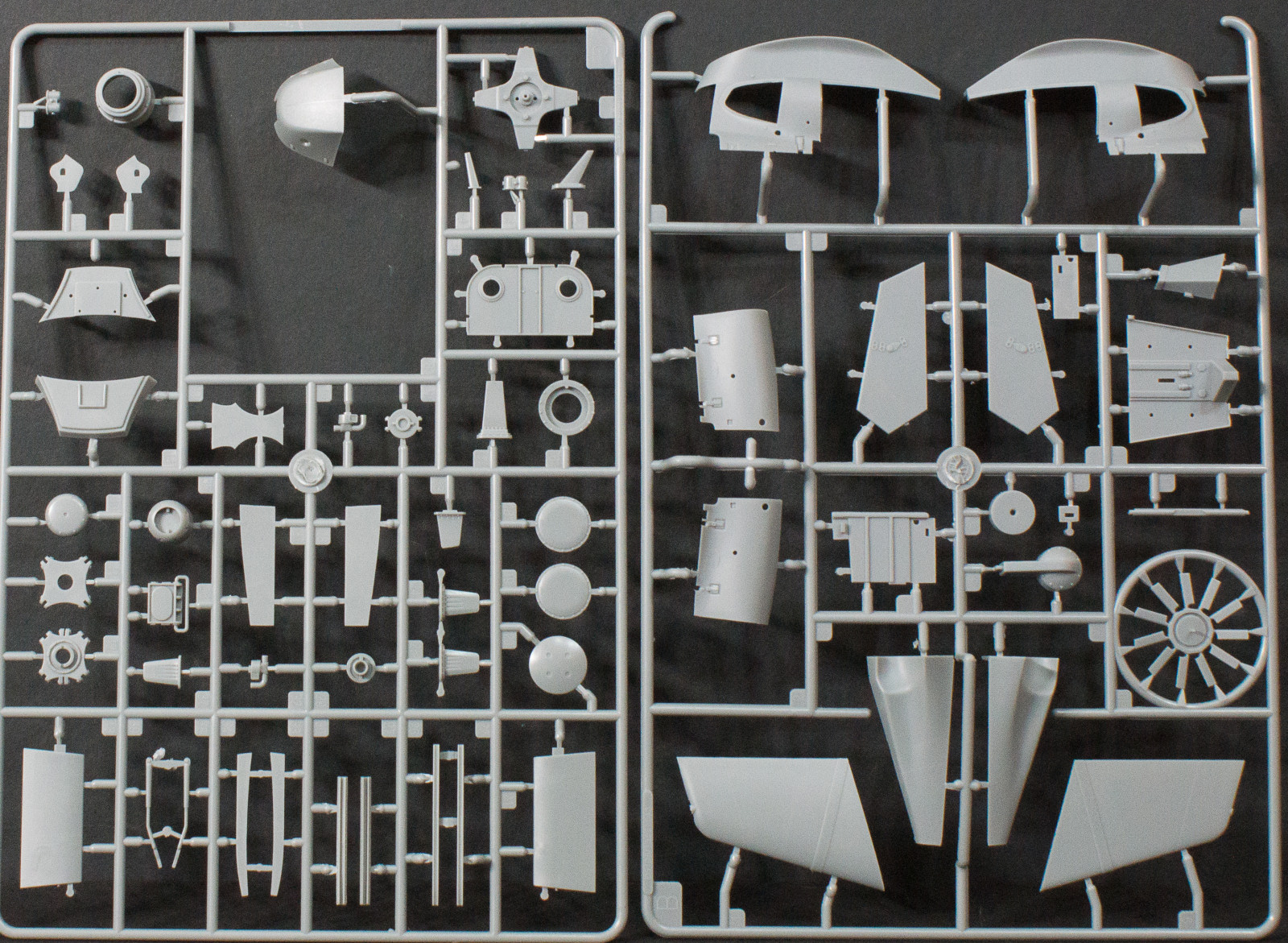 Trumpeter 05106 1/35 SA365N2 Dauphin II Parts Image 02
