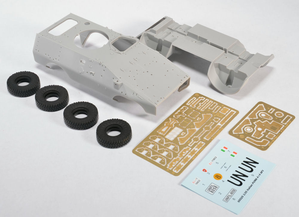 Trumpeter 05525 1/35 Italian Puma 4x4 AFV Parts Image 01