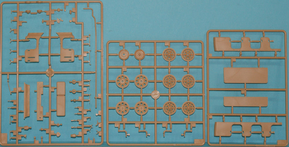Trumpeter 05530 1/35 Sd.Kfz.6 Halbkettenzugmaschine Pioneirausfuhrung Parts Image 02