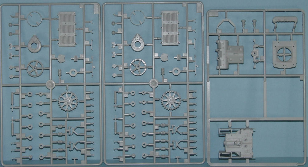 Trumpeter 05538 1/35 ChTZ S-65 Tractor Parts Image 01