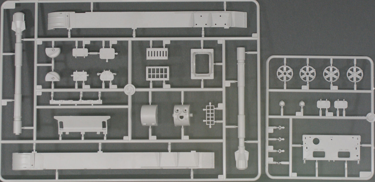 Trumpeter 05543 1/35 Soviet 2S3 152mm Self-Propelled Howitzer - Early Version Parts Image 02