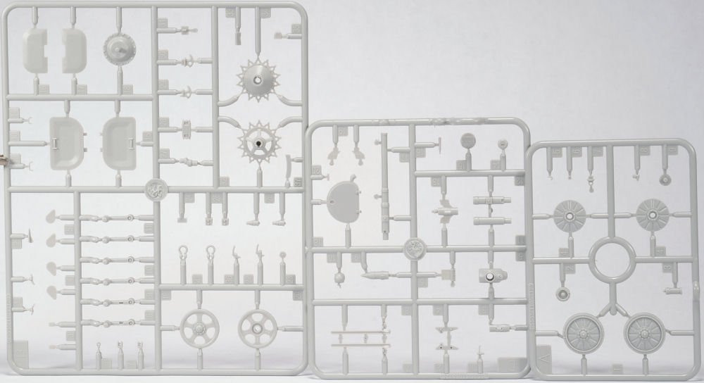 Trumpeter 05555 1/35 Soviet BMP-1 IFV Parts Image 02