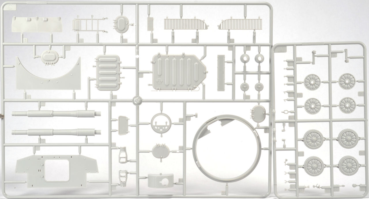 Trumpeter 05571 1/35 2S1 Self Propelled Howitzer Parts Image 03