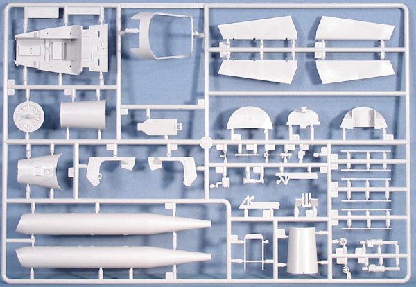 Trumpeter 02231 1/32 LTV A-7E Corsair II Kit First Look