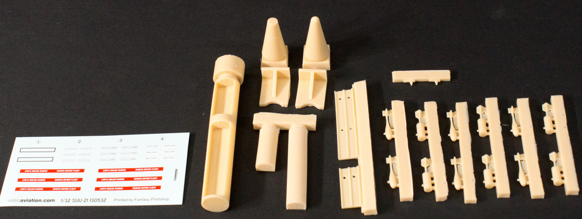 videoaviation.com 1/32 SUU-21 Bomb Dispenser Image 01